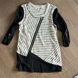 Gorgeous tunic, black & white